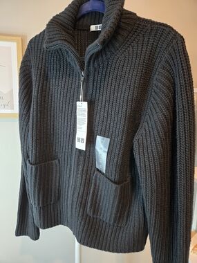 UNIQLO Women's Charcoal Zip-Front Chunky Knit Sweater